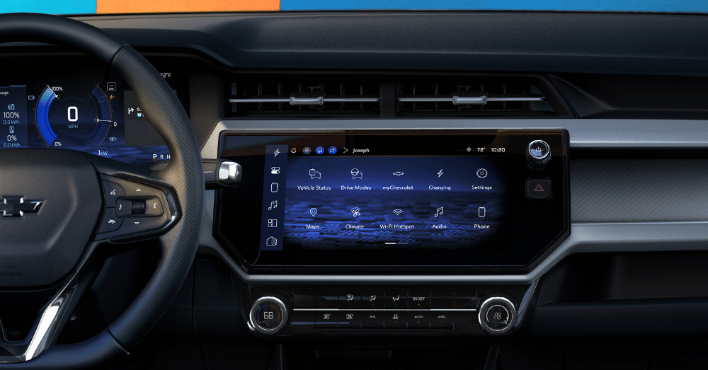 GM Fired Up Bolt Production Again and the Price Tag Just Got Real - interior view